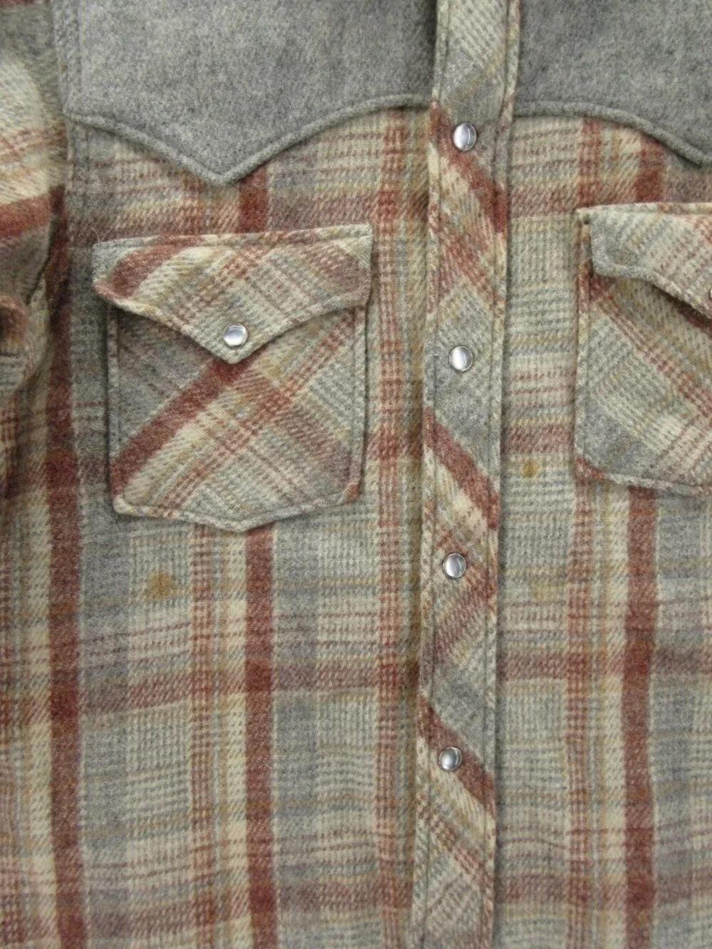 VINTAGE Woolrich Shirt Medium Wool Tweed Western Pearl Snap 70s 80s *